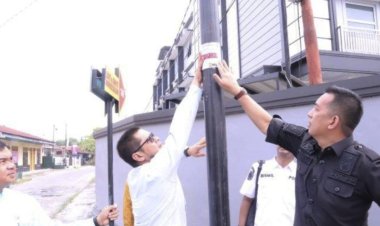 Kasatpol PP Pekanbaru Mengultimatum Provider Agar Segera Cabut Tiang Fiber Optik Ilegal