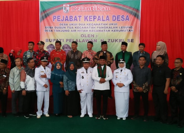Tiga Orang Kades di Pelalawan Resmi Dilantik, Bupati Pelalawan Sosialisasikan Bantuan Untuk Masyarakat