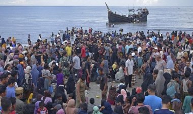 Pengungsi Rohingya Dinilai Bikin Ulah, Bantuan Warga Aceh Dibuang Ke Laut