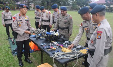 Brimob Polda Riau Gelar Apel Kesiapsiagaan dan Peralatan Kontinjensi Aman Nusa II