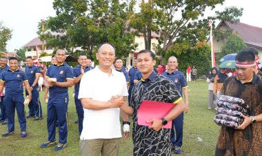 Brimob Polda Riau Penuh Semangat Meriahkan HUT RI ke-80