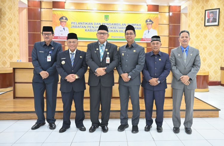 Bupati Rohil Resmi Lantik Drs Ferry H parya jadi Pj Sekda Rohil yang Baru